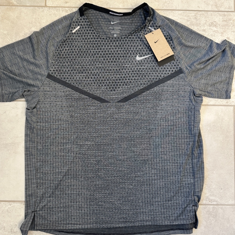 Nike Running Dry-FitADV Mens Large Shirt